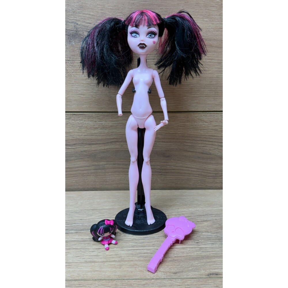 Monster High First Wave Draculaura Nude Doll Loose Legs Black Elastics Mini Fig
